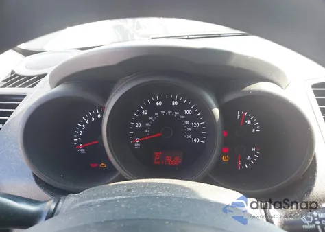 2013 Kia Soul z USA, uszkodzony, nr VIN KNDJT2A55D7561664